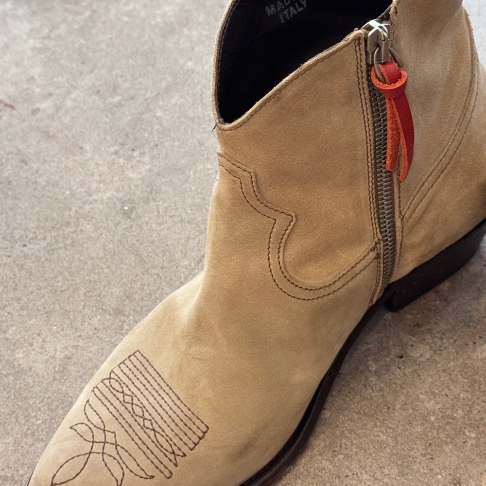 Golden Goose Ankle Boot in Tan Suede Size 9 - Picture 2 of 9